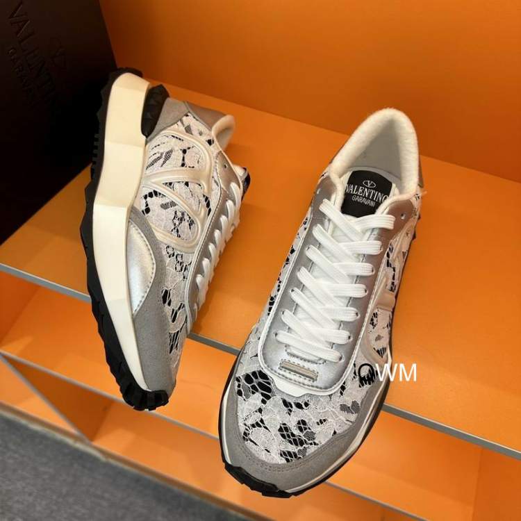 Picture of Valentino Shoes _SKUValentinosz38-458CWM070620080